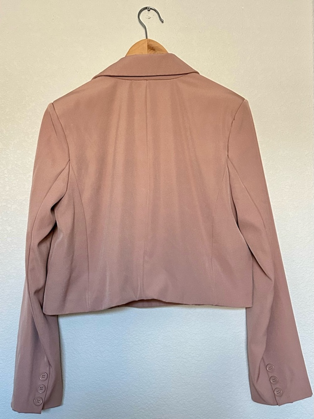 Avec Les Filles Cropped Double-Breasted Blazer - Dusty Mauve - Picture 5 of 5